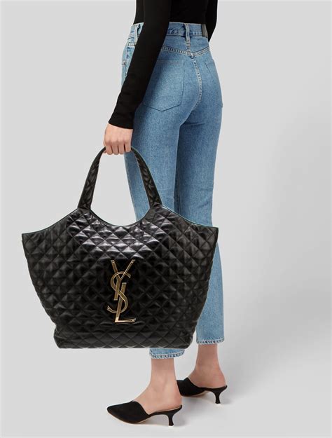 st laurent icare maxi tote